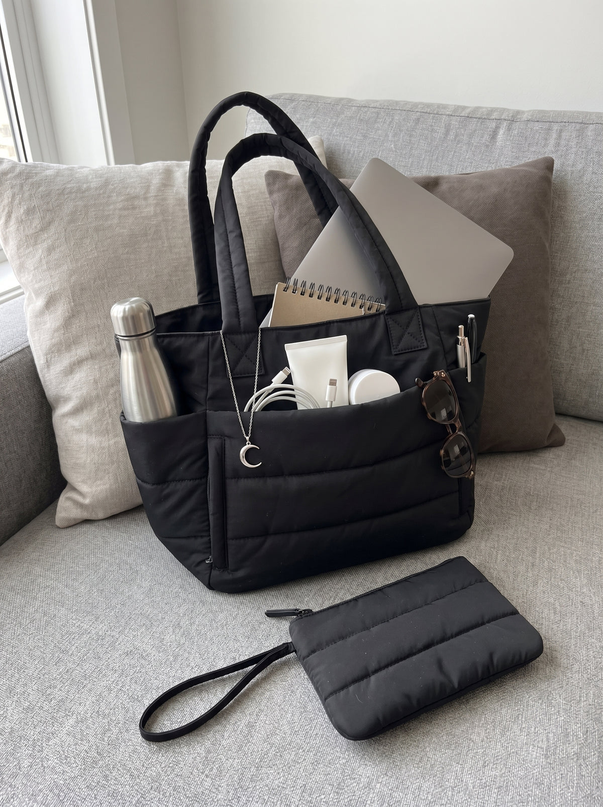 base bag. move · Bolsa tote com nécessaire