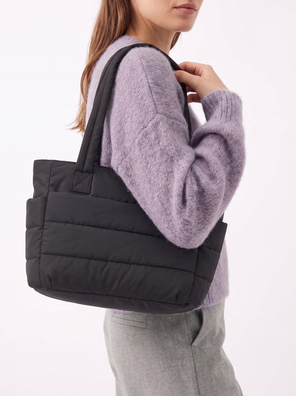 base bag. essential · Bolsa tote compacta
