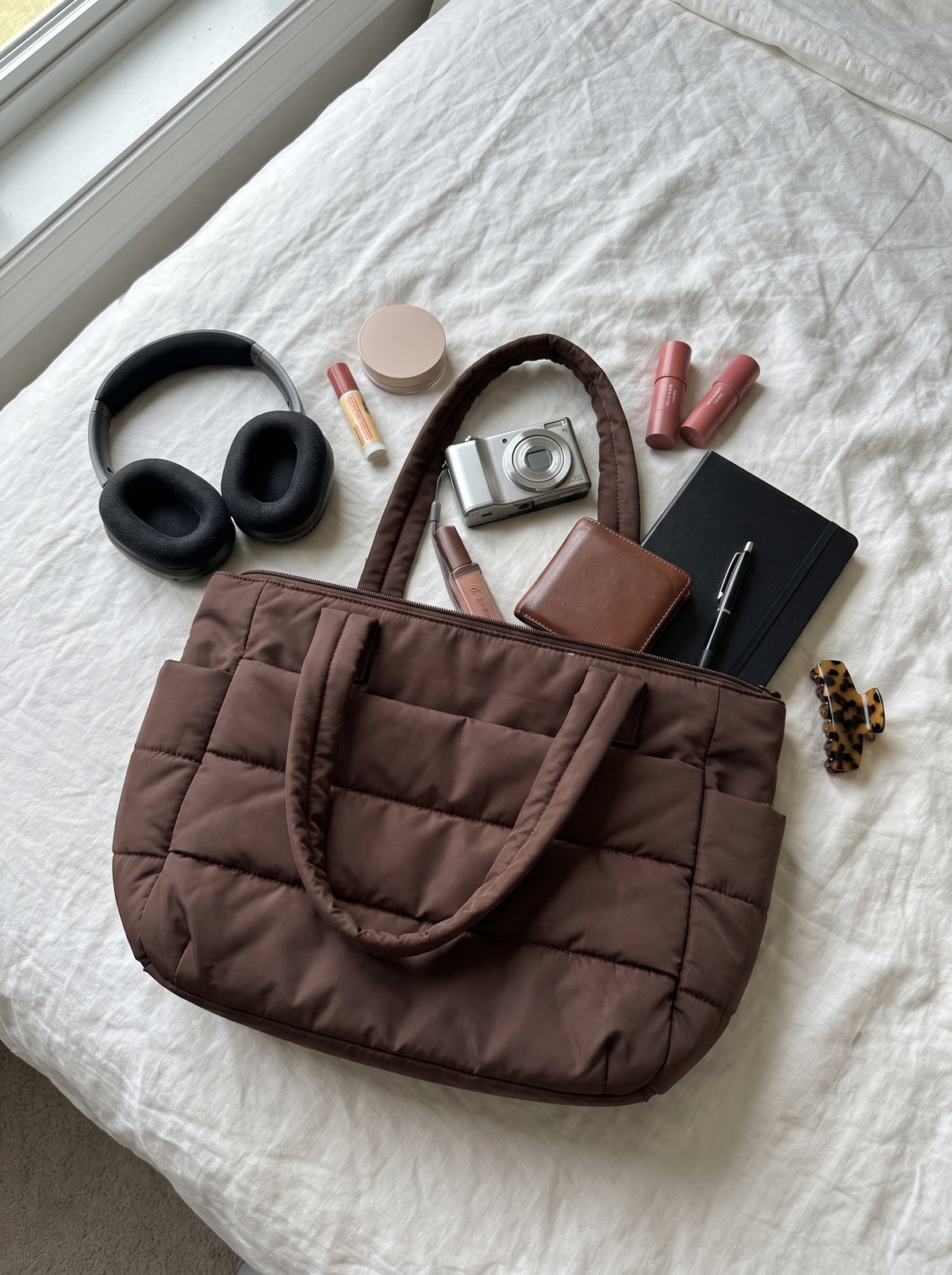base bag. essential · Bolsa tote compacta