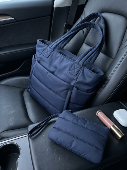 base bag. move · Bolsa tote com nécessaire