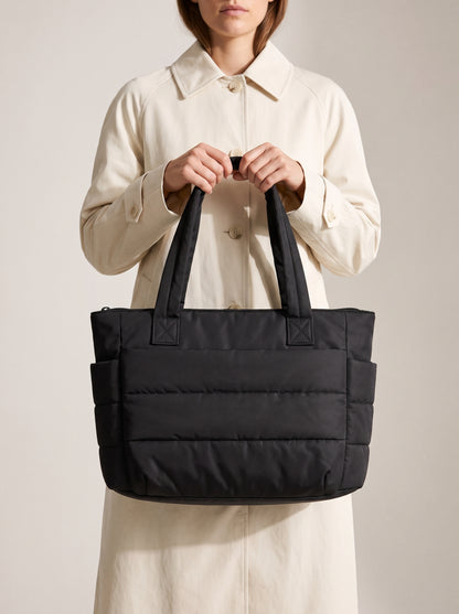 base bag. essential · Bolsa tote compacta