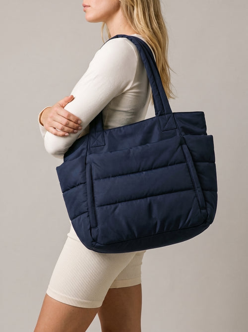 base bag. move · Bolsa tote com nécessaire